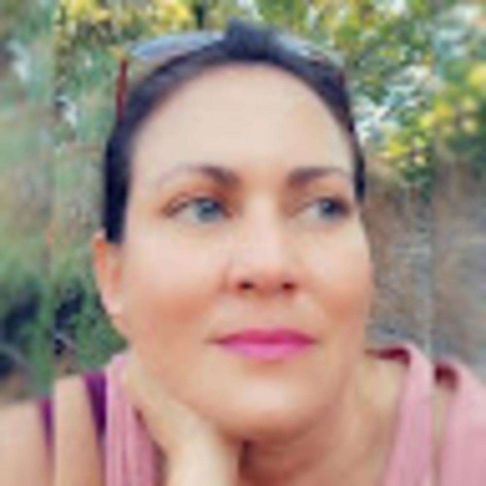 Meet your Posher, Manuela